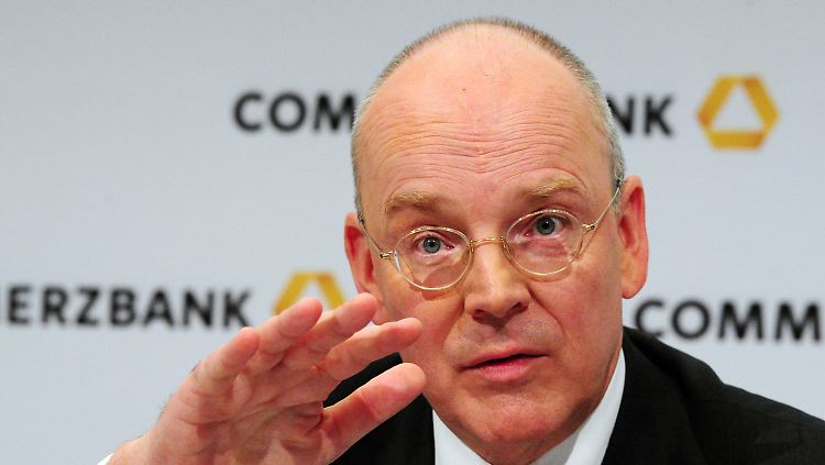 "Wir werden noch mindestens ein, zwei Jahre niedrige Zinsen haben": Martin Blessing (Archivbild).