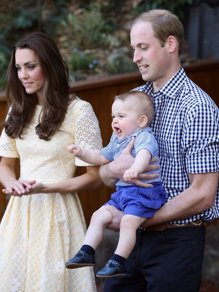 Wenn er dabei ist, muss Mommy auch in den Hintergrund: Baby George verzückt die Australier.