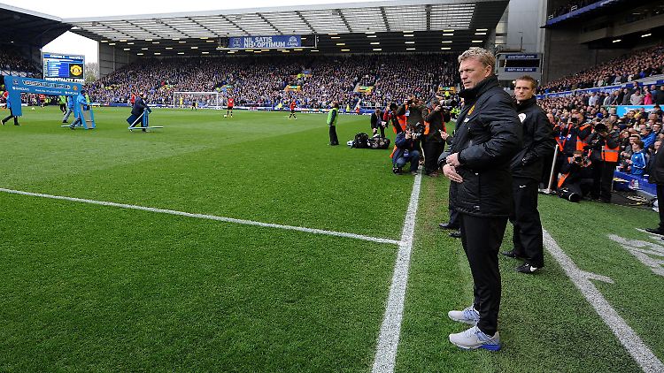 An der Seitenlinie: David Moyes.