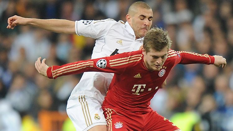 Hat ein gutes Gefühl: Toni Kroos, hier im Duell mit Reals Karim Benzema.