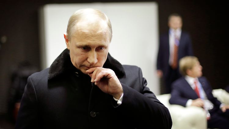 Der Westen sieht in Russlands Präsident Putin den Aggressor. Gabriele Krone-Schmalz sagt: "Man sollte nicht holzschnittartig Gut und Böse aufteilen."