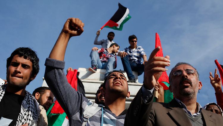 Für viele Palästinenser ist die Vereinbarung von Hamas und PLO ein Grund zum Feiern - für Israel eher nicht.