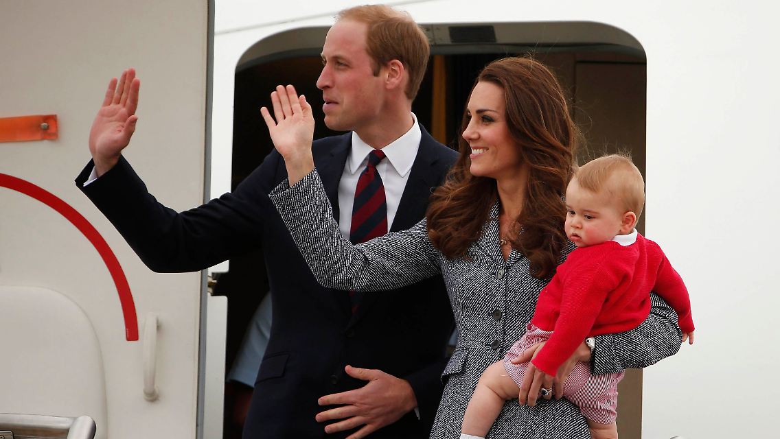 2014-04-25T053324Z_879699662_GM1EA4P11JD01_RTRMADP_3_AUSTRALIA-ROYALS.JPG8757030810053021446.jpg