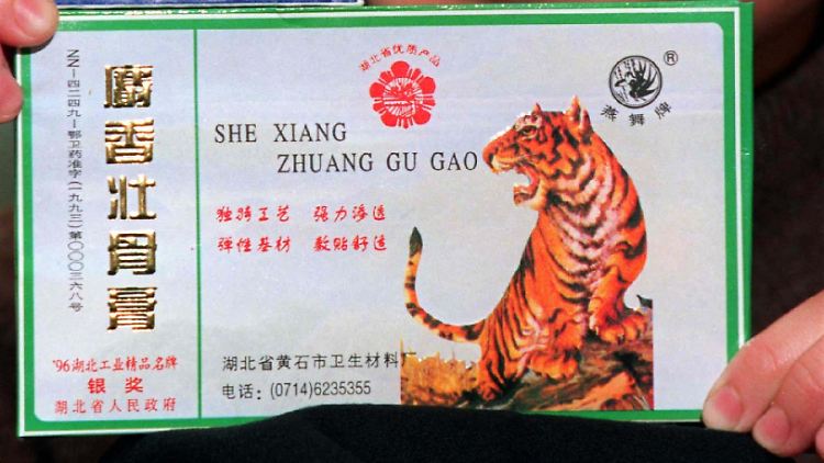 Traditionelles chinesisches Heilmittel, welches gemahlene Tigerknochen enthält.