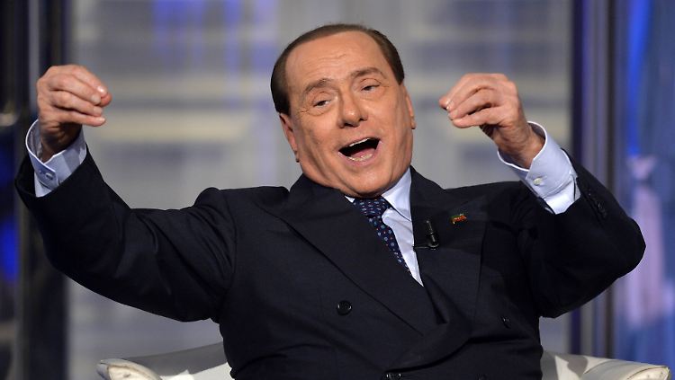 Berlusconi muss wegen Steuerbetrugs Sozialstunden in einem Altersheim leisten.