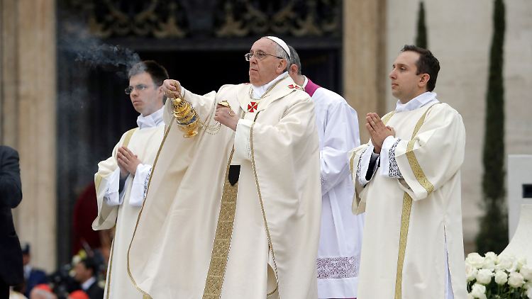 Papst Franziskus bei der Messe zur Heiligsprechung.