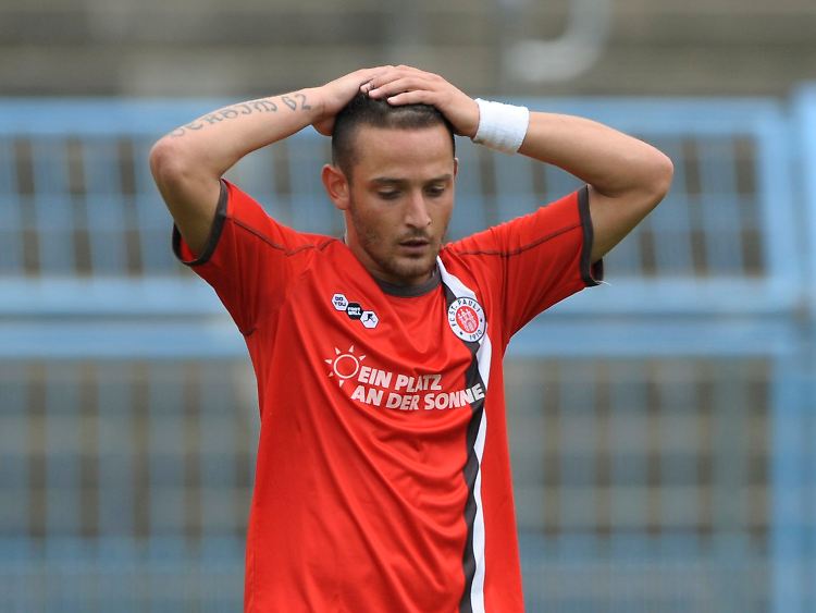 Deniz Naki verabschiedete sich mit dem FC St. Pauli sensationell früh aus dem DFB-Pokal.
