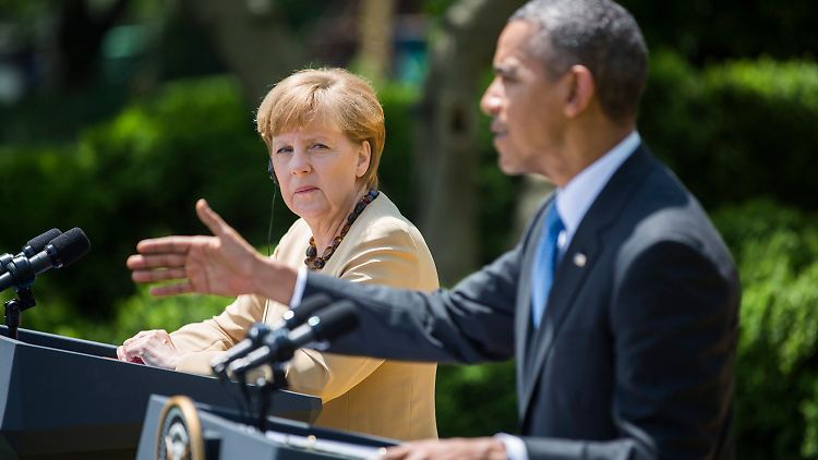 Angela Merkel und Barack Obama im Rosengarten des Weißen Hauses.