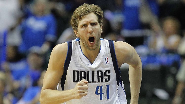 Do or die, siegen oder fliegen: Dirk Nowitzki hat mit Dallas ein echtes Endspiel gegen San Antonio.
