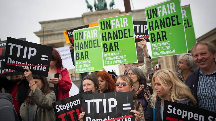 Protest gegen TTIP: Die Gefahren sind viel größer, als viele Bürger wissen.