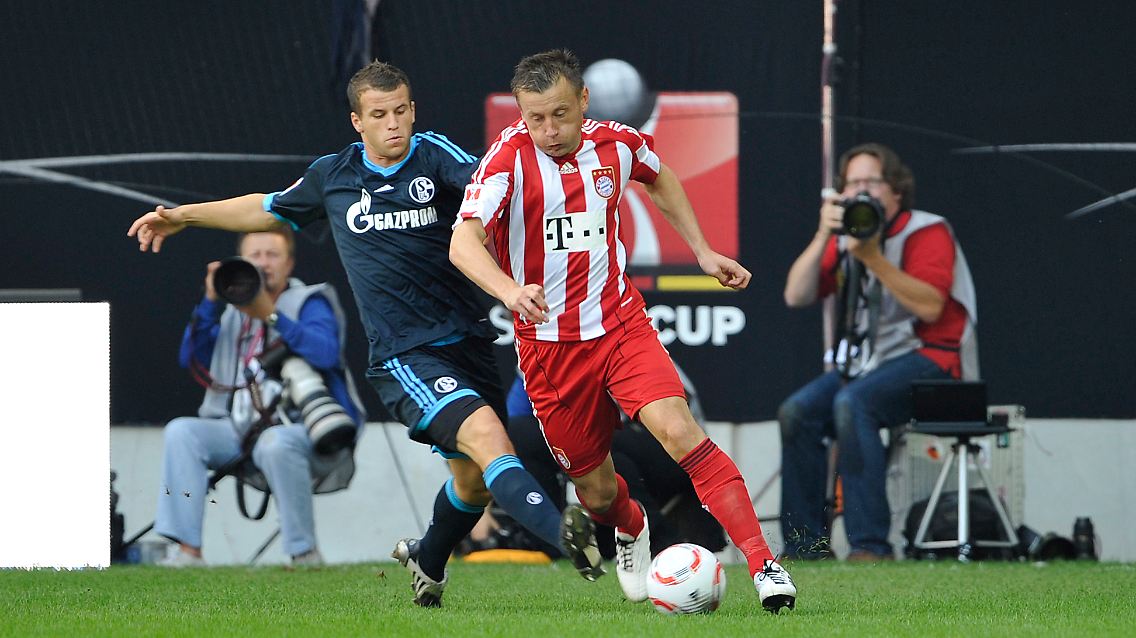 Liga-Ball, Liga-Supercup, bald auch Liga-Sender? Bei Fußball-Bundesligisten reift die Idee eines eigenen TV-Kanals.