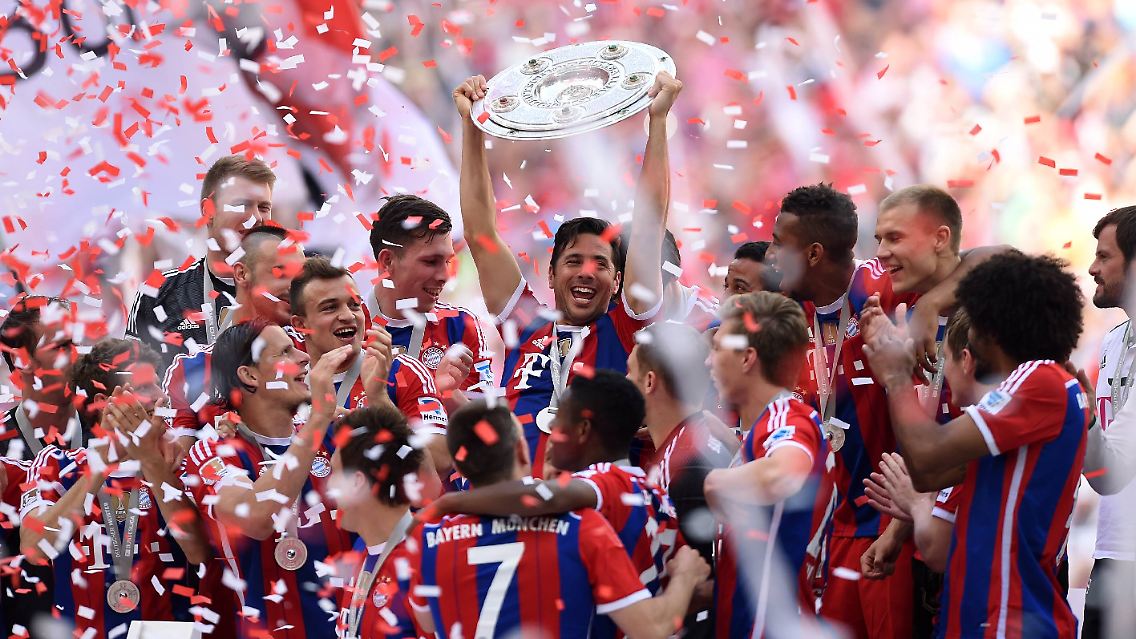 Der FC Bayern feiert früher als je zuvor eine Mannschaft die Meisterschaft.