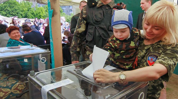 Stimmabgabe in Donezk.
