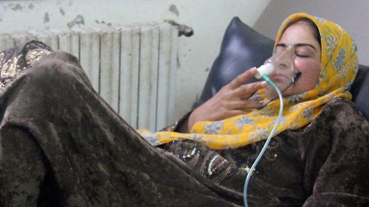Die Chlorgasangriffe in Syrien ruinierten Hunderten die Gesundheit. Dutzende starben an der ätzenden Substanz, vor allem Kinder.