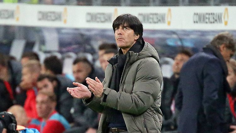 "Die Mannschaft hat mutig und gut organisiert gespielt." Joachim Löw, unbeirrt.