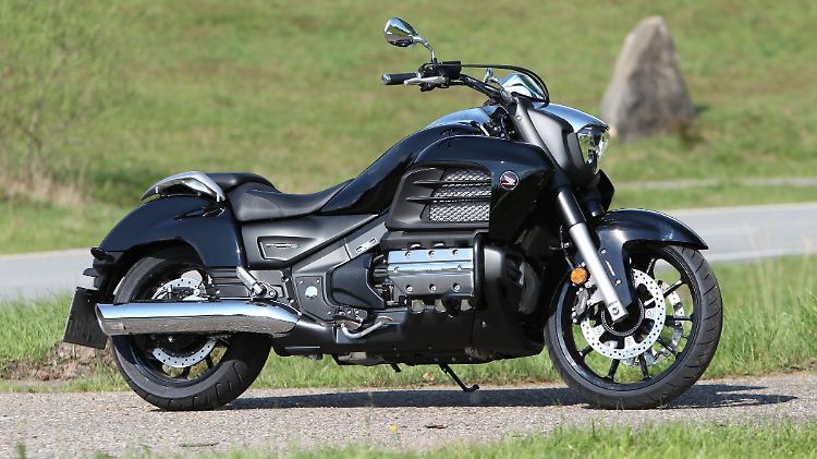 Die Faszination der Ur-F6C ist mit der gleichnamigen Honda wieder auferstanden.