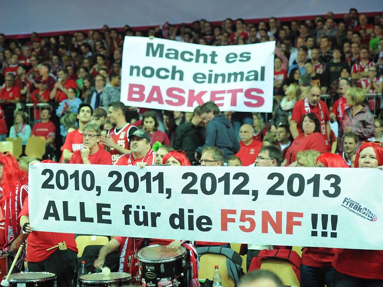 Der Bamberger Traum vom fünften Meistertitel in Folge könnte schon im Viertelfinale enden.