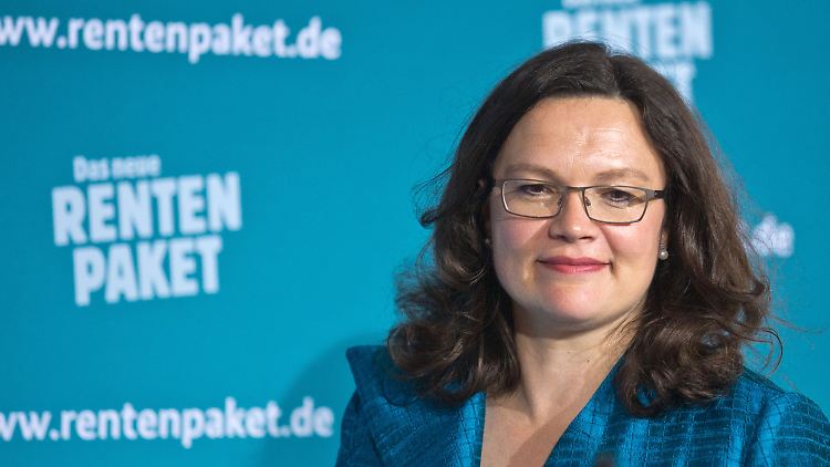 Arbeitsministerin Nahles will sich ihr Rentenpaket nicht kaputtreden lassen. Doch Kritik kommt von allen Seiten.