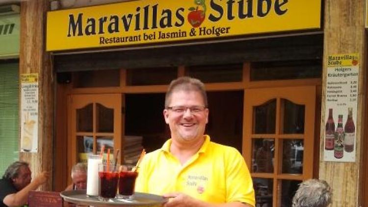 Holger Apfel in seiner Gaststätte: "Hier wird nicht politisiert, hier ist jeder willkommen."