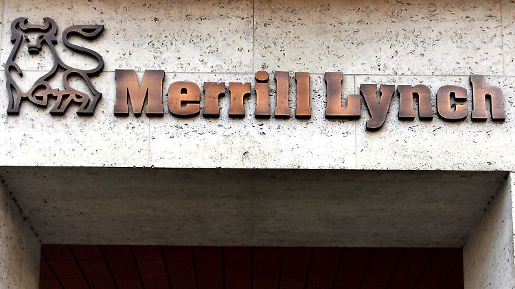 Wegen Geldwäsche-Vorwürfen ermitteln offenbar US-Aufseher gegen Merrill Lynch und Charles Schwab.
