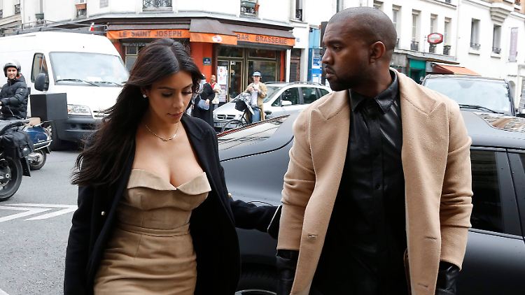 Kim Kardashian und Kanye West verbringen den Tag vor der Hochzeit ganz romantisch in Paris.