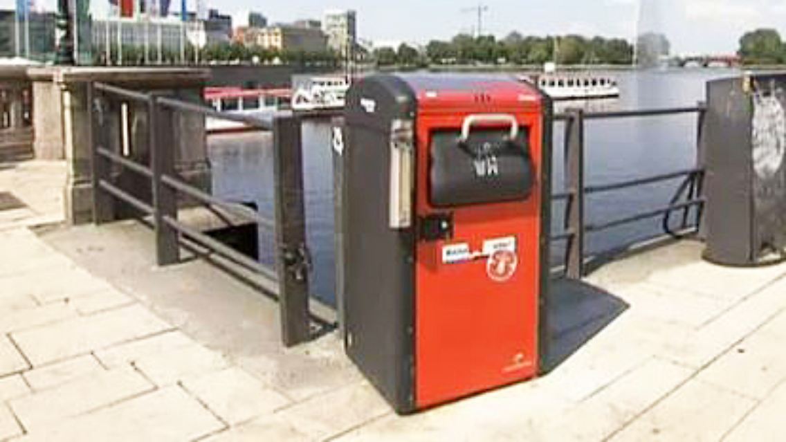 Hightech-Mülleimer.JPG