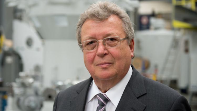 Lobe für die Vrisenpolitik der Bundesregierung: Verbandschef Reinhold Festge.