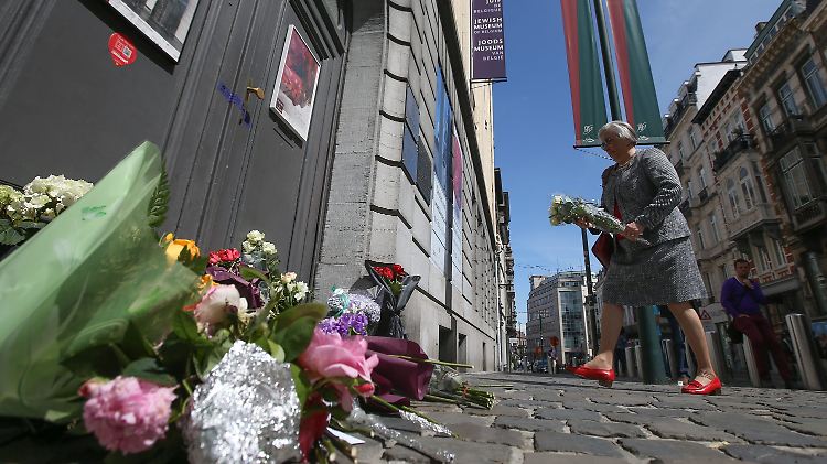 Blumen am Ort des Verbrechens: Belgien trauert um die Opfer.