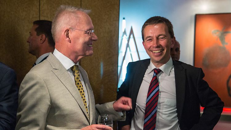 Bernd Lucke und Hans-Olaf Henkel bringen die AfD ins Europaparlament - und besetzt die Kompetenzfelder der FDP.