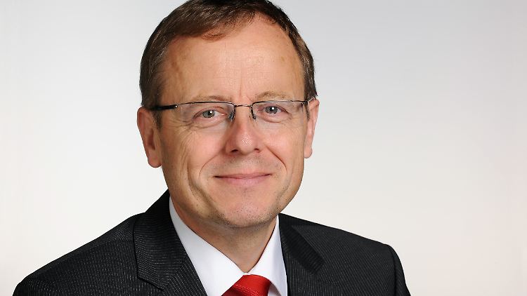 Jan Wörner wird zum 1. Juli 2015 Generaldirektor der Esa. Er ist gelernter Bauingenieur, war früher Hochschulpräsident und ist seit 2007 Vorsitzender des DLR. Wörner ist 60 Jahre alt.