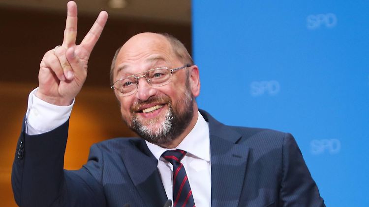 Martin Schulz wird langsam klar, wie die Mehrheiten liegen.