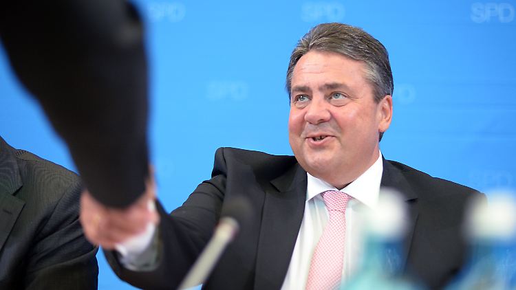 Sigmar Gabriel kann sich über das Europawahlergebnis freuen - und ein bisschen auch über die neuen Umfragewerte.