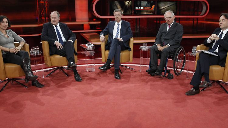 Die Runde am Sonntag bei Günther Jauch: Julie Zeh, Peer Steinbrück, Jauch, Wolfgang Schäuble und Giovanni di Lorenzo (v.l.n.r.).