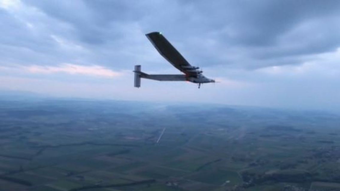 solarflugzeug.JPG