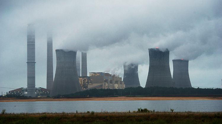 Gegenüber 2005 soll der CO2-Ausstoß amerikanischer Kraftwerke um ein Drittel sinken.