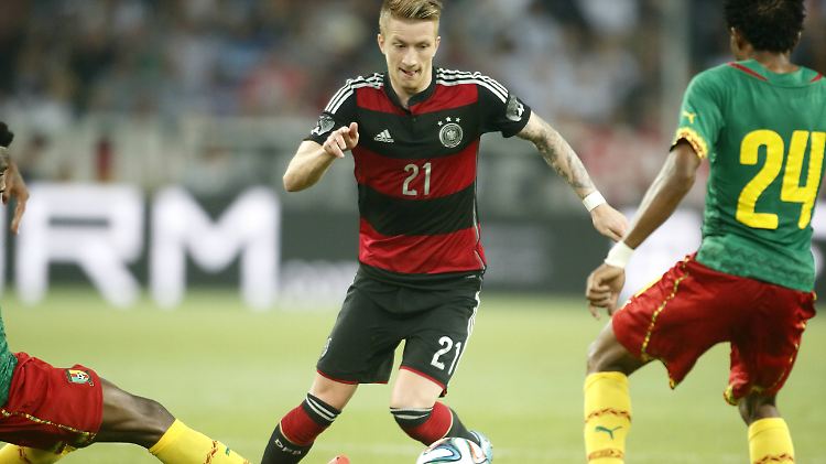 Auch beim Testspiel der deutschen Fußballer gegen Kamerun hat unser Kolumnist etwas gelernt. Zum Beispiel, dass das auf dem Bild Marco Reus ist.
