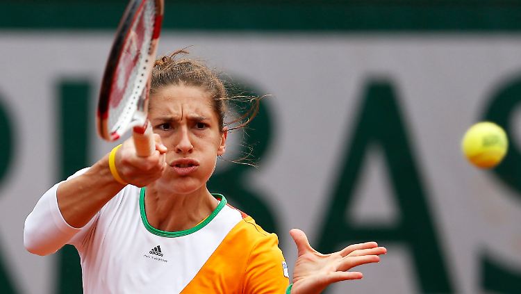Im Viertelfinale von Paris dominierte die Deutsche das Duell mit Sara Errani und zog in die Vorschlussrunde ein.
