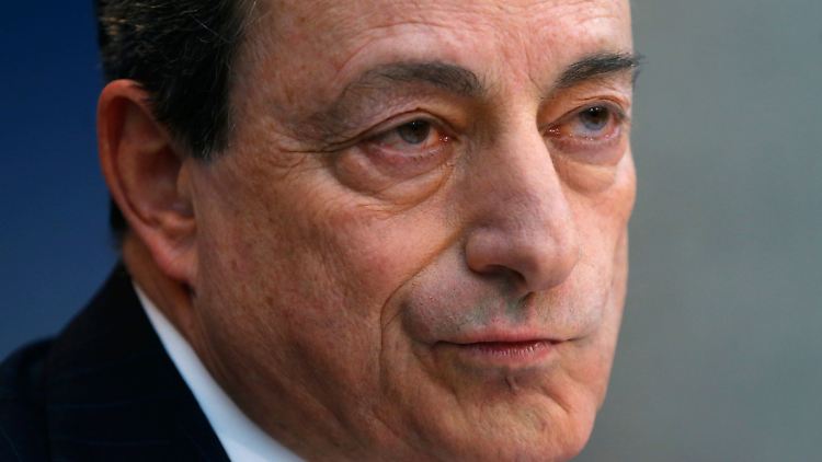 Auch in Japan bewegt sich der Zinsentscheidung der EZB unter Präsident Mario Draghi praktisch nichts.