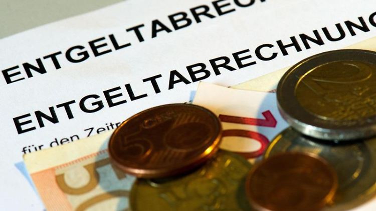 Mit 52.500 Euro ist das Gehalt für Berufseinsteiger in der IT-Beratung das höchste Einkommen in der betrachteten Analyse. 