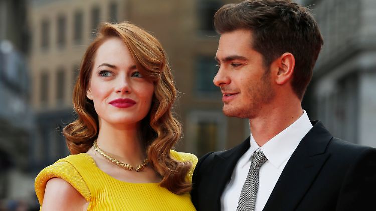Co-Stars Emma Stone und Andrew Garfield sind schon lange zusammen. Jetzt könnte eine Verlobung ihre Liebe krönen.