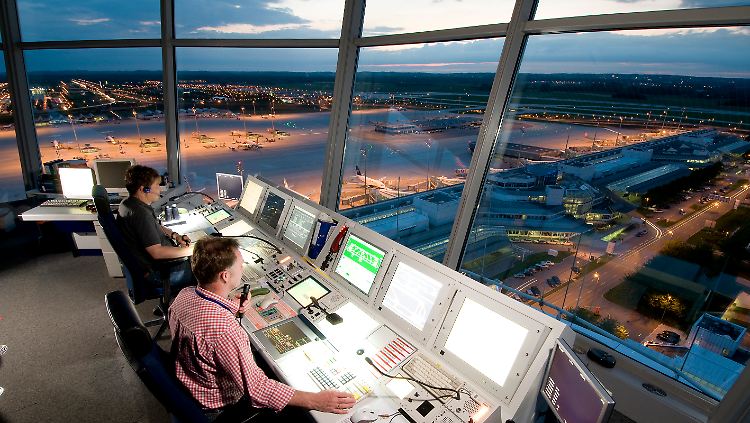 Alles im Griff: Trotz des ständig zunehmenden Luftverkehrs ist der Himmel sicher.