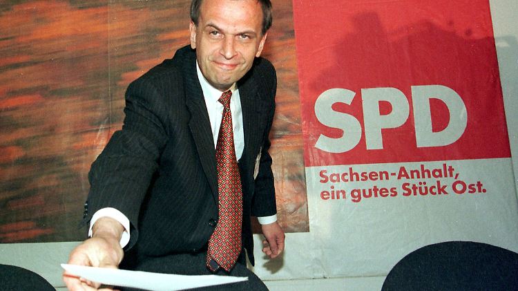 Höppner bei einem SPD-Sonderparteitag im Jahr 1998.