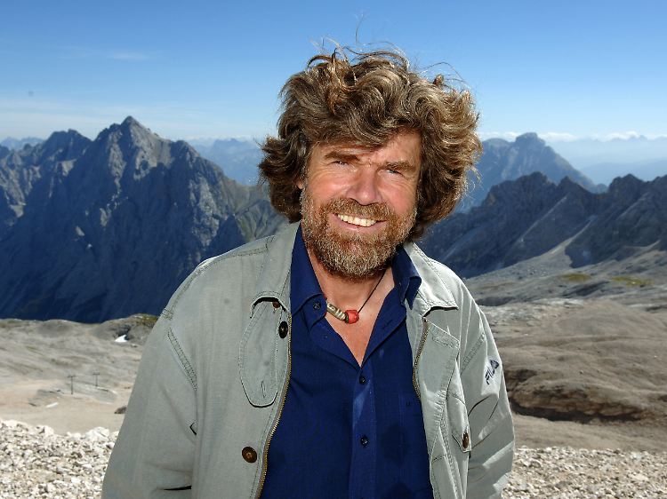 Sucht immer wieder die Grenzerfahrung: der Extrembergsteiger Messner auf dem Zugspitzplatt in Bayern.