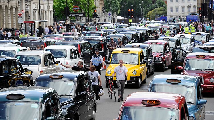 Auch in London demonstrierte das Taxi-Gewerbe.
