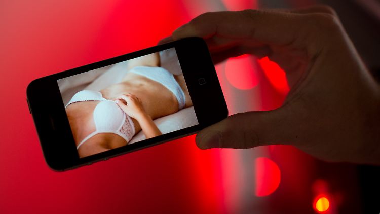 Immer mehr Männer leiden unter zwanghaftem Pornokonsum.