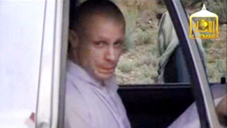 Das Foto aus einem Video soll Bergdahl noch während seiner Gefangenschaft bei den Taliban zeigen.