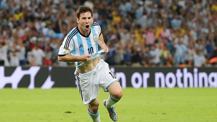 Eine Vorlage, ein Tor: Lionel Messi schlägt Bosnien. 