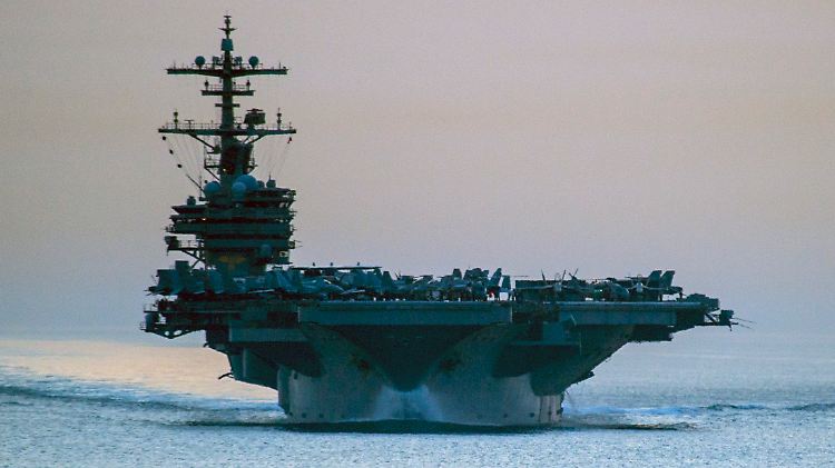Symbol der Macht und Projektion militärischer Schlagkraft: Große Träger wie die "USS George H.W. Bush" sind der verlängerte Arm der US-Außenpolitik.