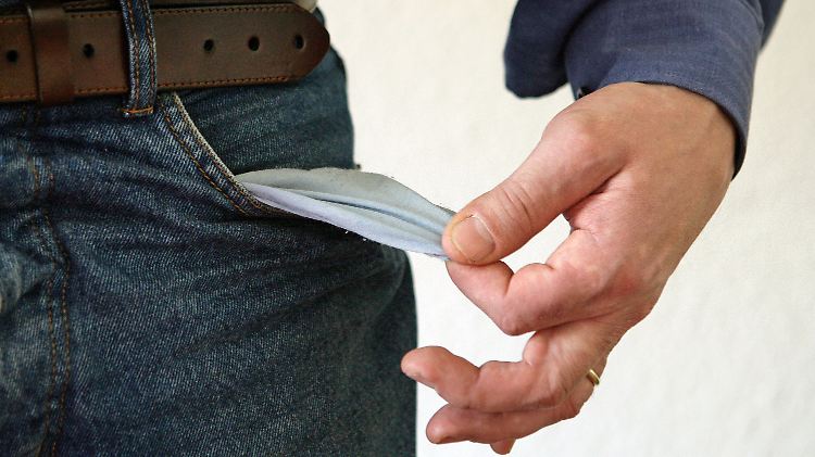 Wer genug Geld auftreibt, kann sich schon nach drei Jahren von den Restschulden befreien.