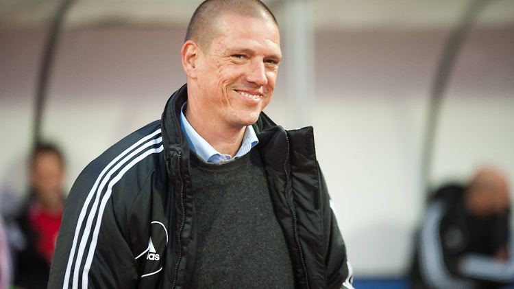 Bayern München, AC Mailand, Middlesbrough, Liverpool, Tottenham Hotspur und Borussia Mönchengladbach: Christian Ziege war zwischen 1990 und 2005 aktiver Fußball-Profi.